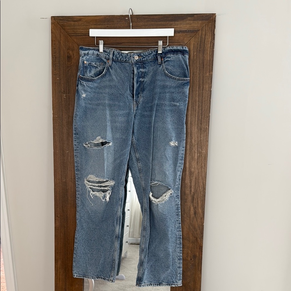 H&M 90s Boyfriend Jeans High Waisted